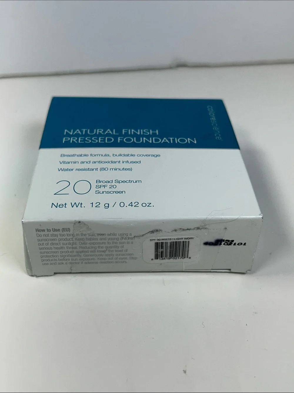 Colorscience Natural Finish Pressed Foundation - Light Ivory